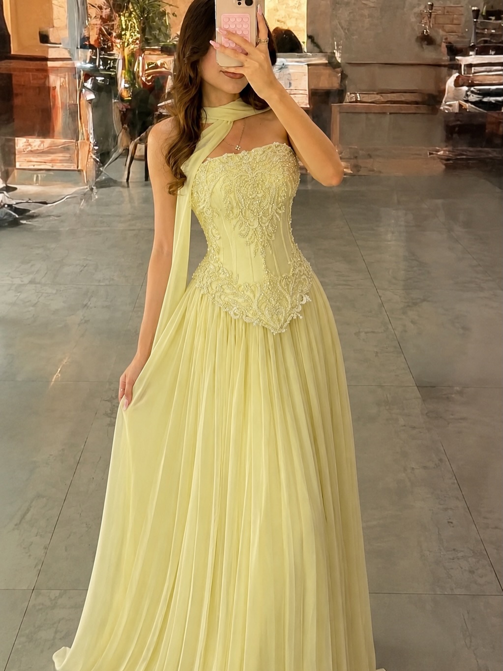 Op maat gemaakte sexy gele kan - Embroidery Yellow Dress recensie en prijs